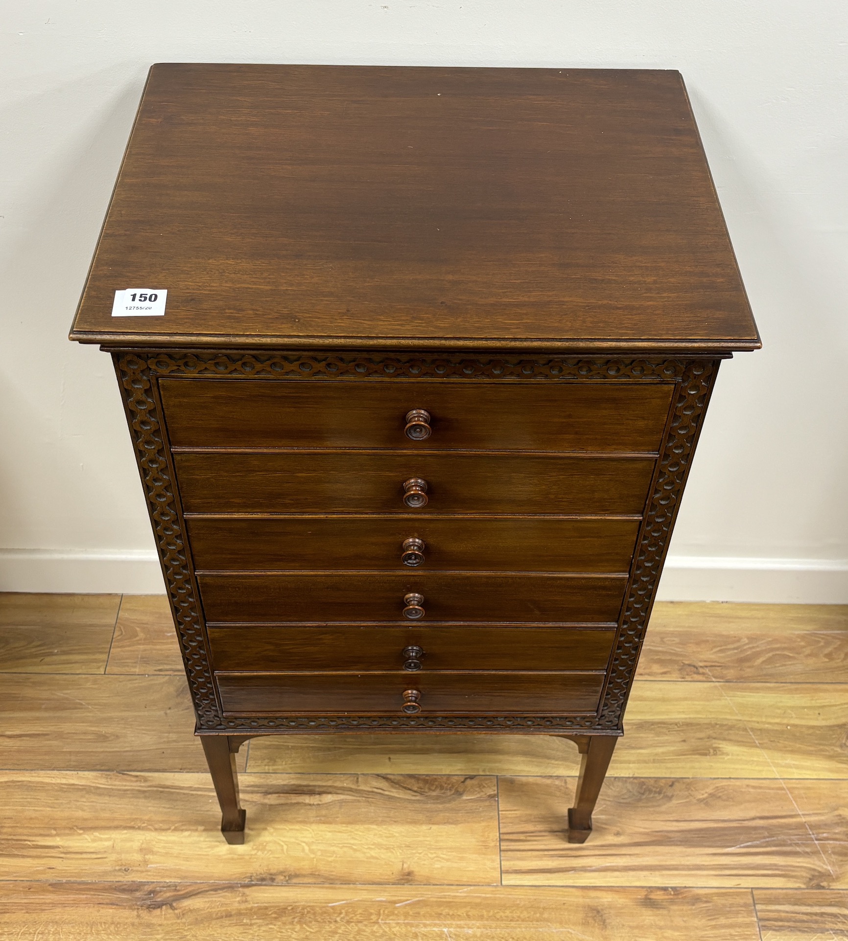 An Edwardian mahogany music cabinet, width 54cm, depth 41cm, height 95cm